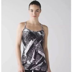 Lululemon Black Power Y Luon Athletic Tank Top Size 6 or 8 Workout Athleisure